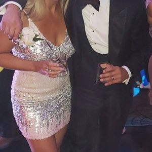 Beautiful sequin silver/light pink mini dress